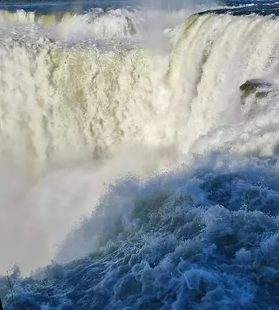 Alojamiento Familiar Puerto Iguazú Exterior foto