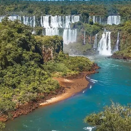 Alojamiento Familiar Puerto Iguazú Exterior foto